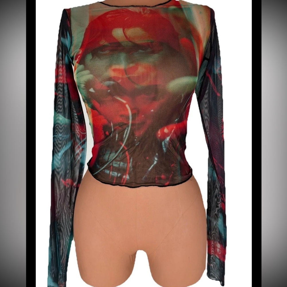 Graphic Long Sleeve Mesh Top